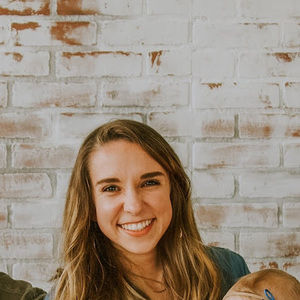 Meet your Posher, Chloe